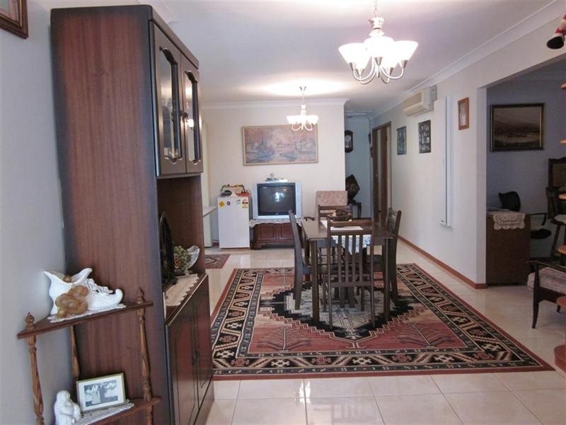 21 Vera Street, Redland Bay QLD 4165