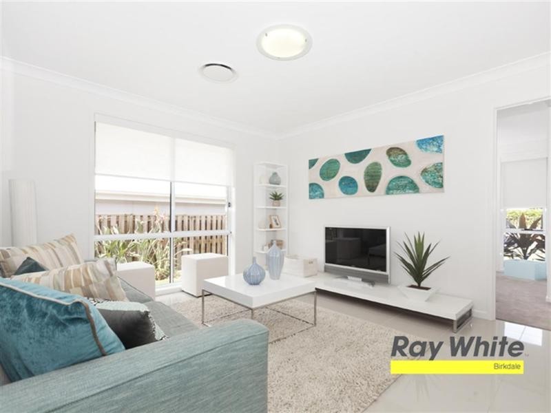 6 Amalia Street, Birkdale QLD 4159