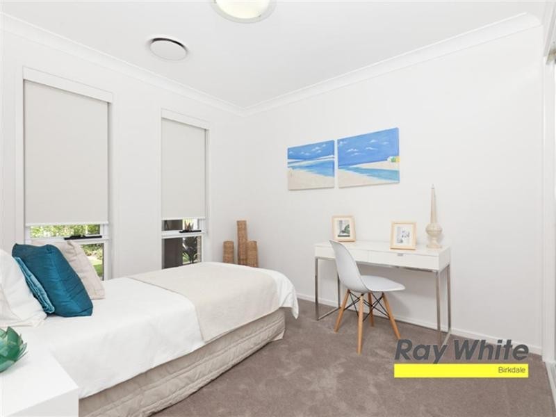 6 Amalia Street, Birkdale QLD 4159