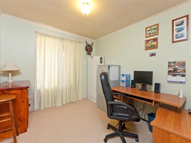 9 Gundagai Drive, Capalaba QLD 4157