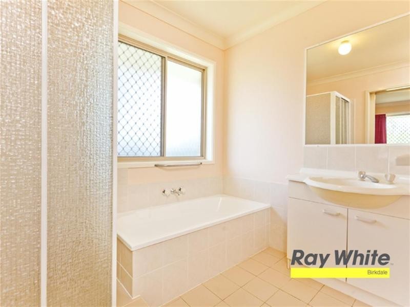 104/205 Thorneside Road, Thorneside QLD 4158