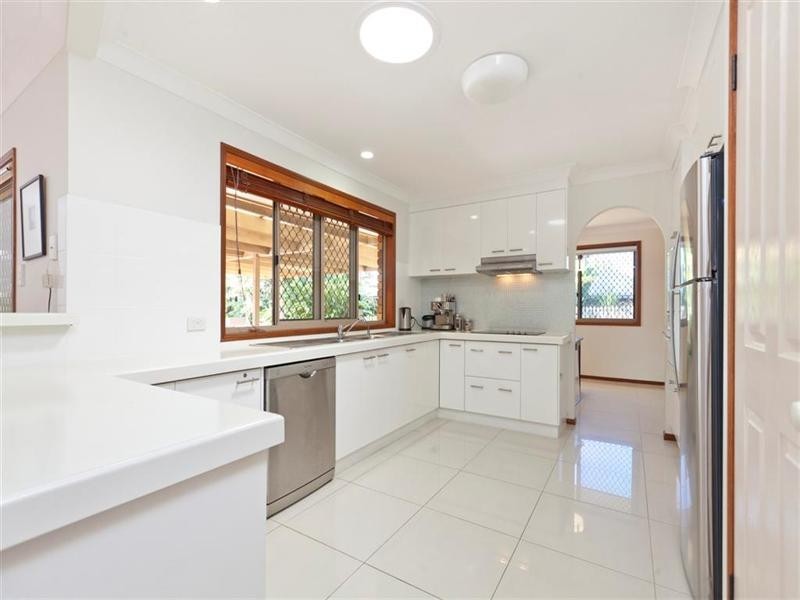 3 Burgess Court, Wellington Point QLD 4160