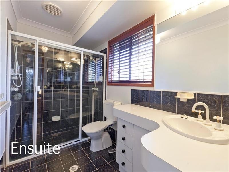 3 Burgess Court, Wellington Point QLD 4160