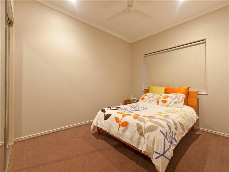 4 Indigo Street, Redland Bay QLD 4165