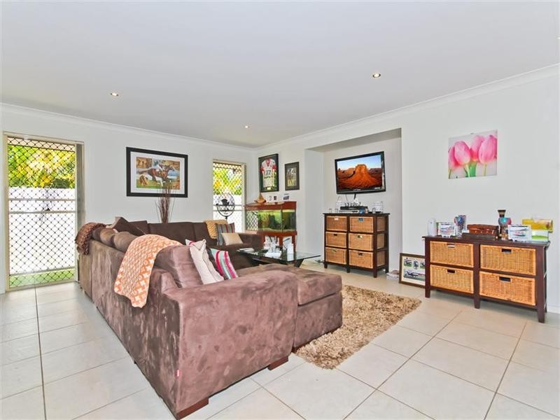 10 Stratus Street, Birkdale QLD 4159