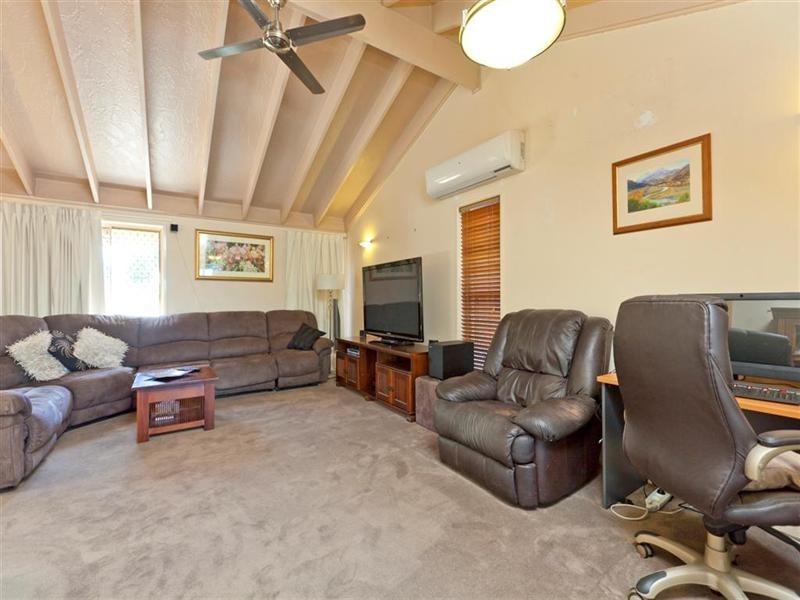 30 Sunshine Drive, Cleveland QLD 4163