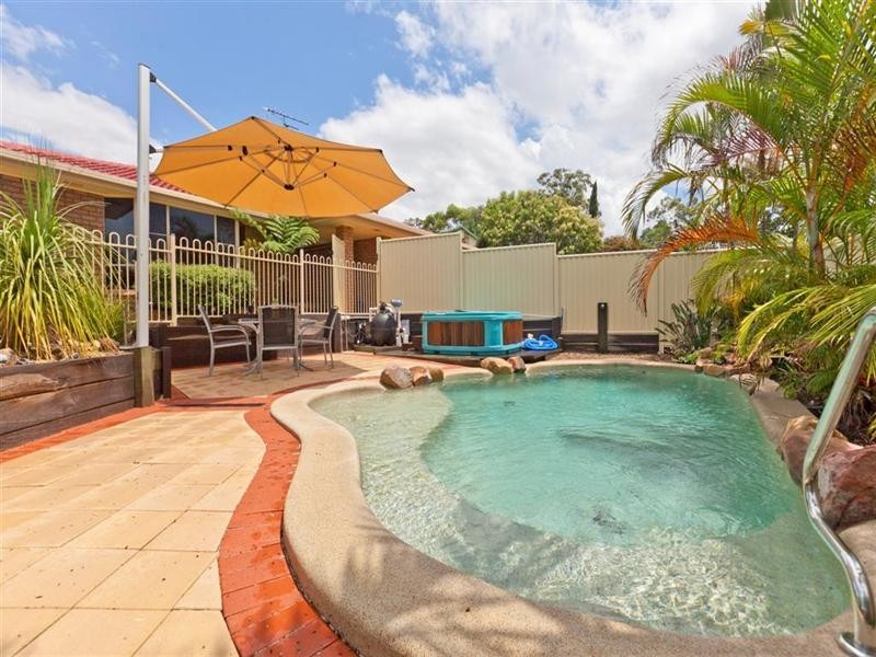 10 Lowrie Court, Cleveland QLD 4163