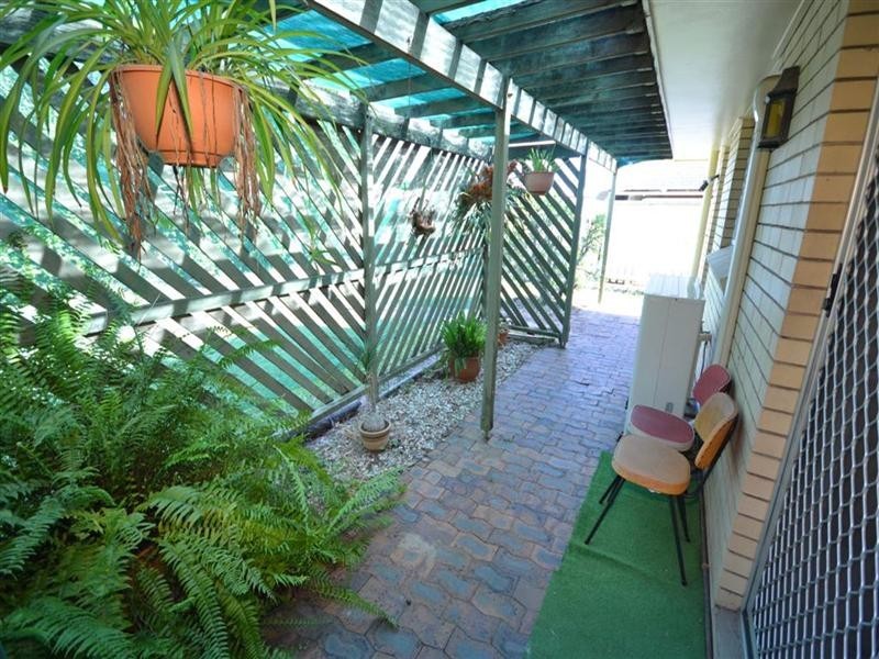 96 Valantine Road, Birkdale QLD 4159