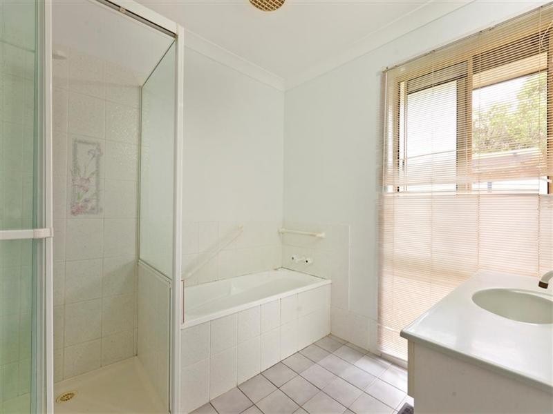 3 Grosvenor Court, Wellington Point QLD 4160