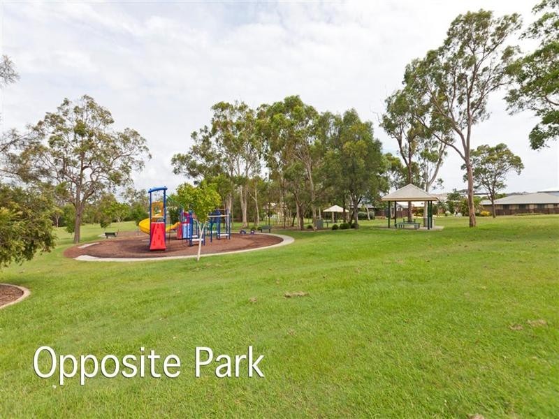 57 Olsen Crescent, Wakerley QLD 4154