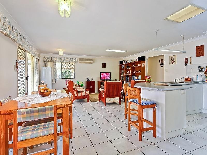 53 Collingwood Road, Birkdale QLD 4159