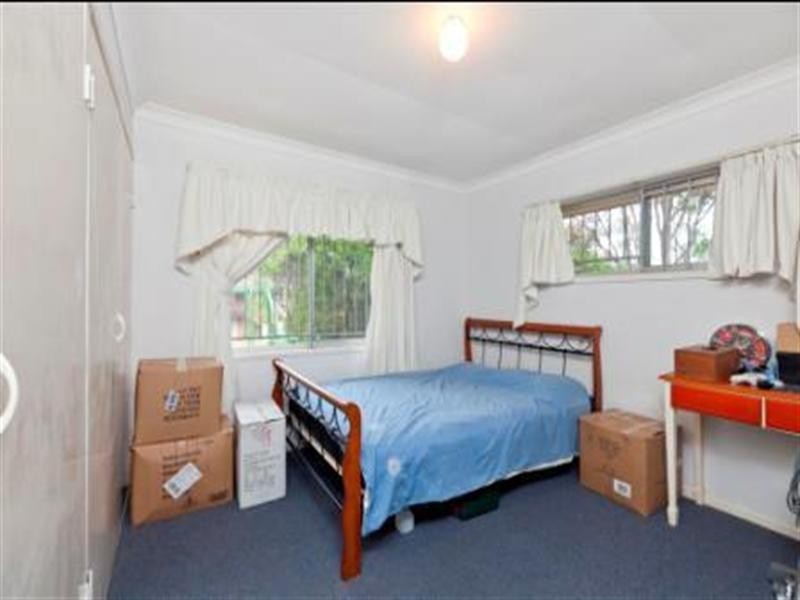 10 HEFFERNAN Street, Alexandra Hills QLD 4161