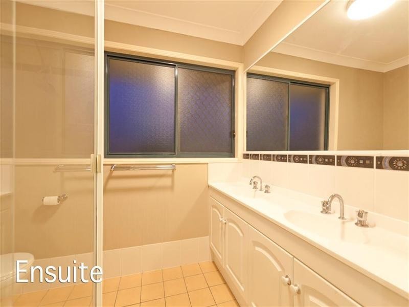 14 Plantation Place, Wellington Point QLD 4160