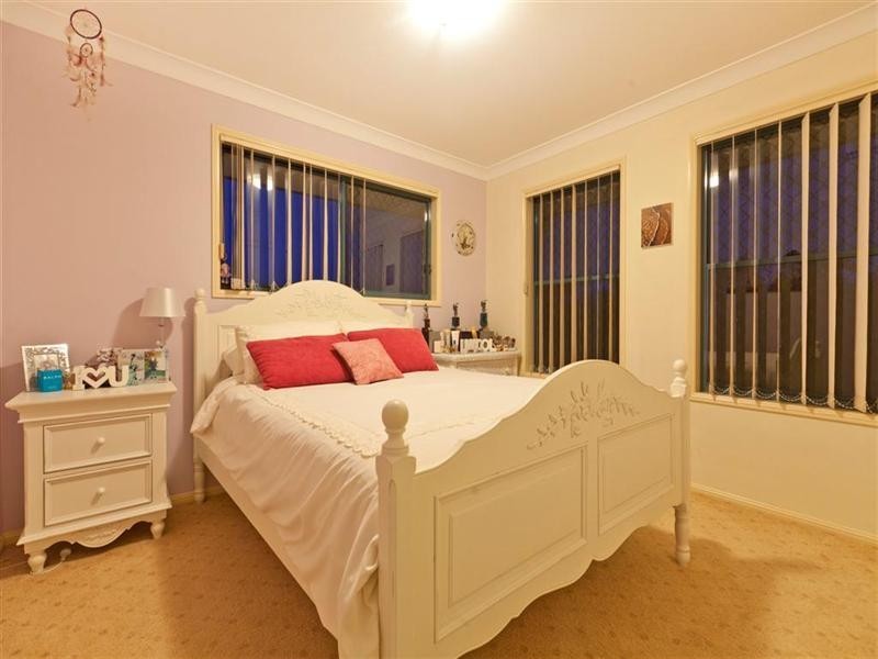 14 Plantation Place, Wellington Point QLD 4160