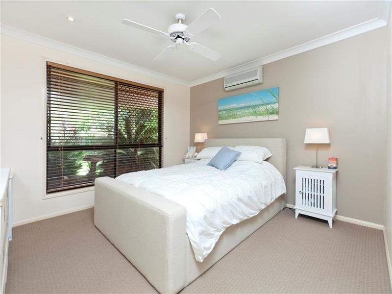 111 Hilliards Park Drive, Wellington Point QLD 4160