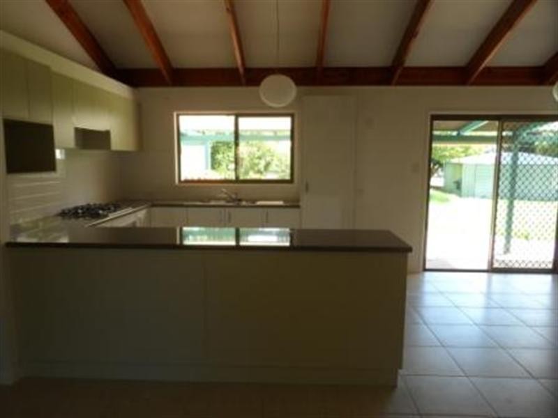 60 Spoonbill Street, Birkdale QLD 4159