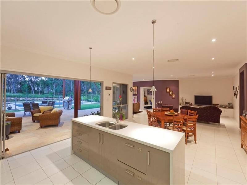 3 The Grove, Thornlands QLD 4164