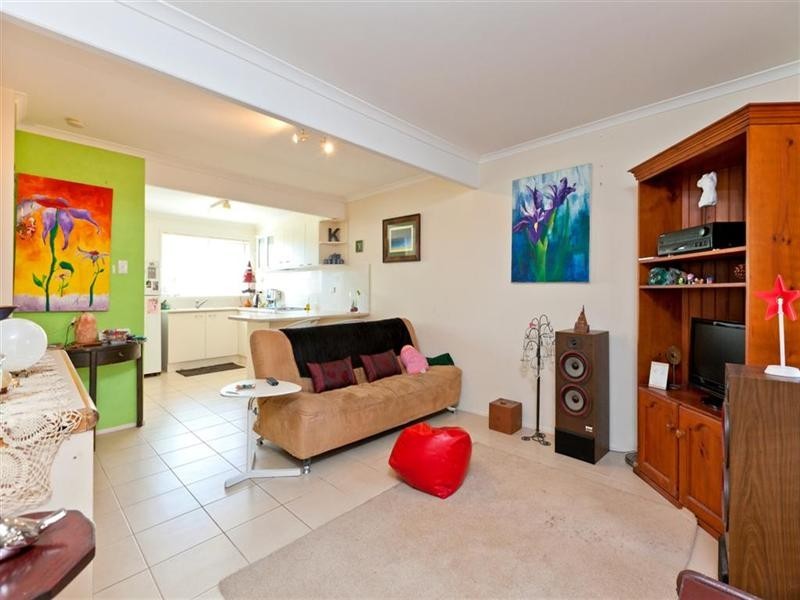 2/64 Abelia Street, Alexandra Hills QLD 4161