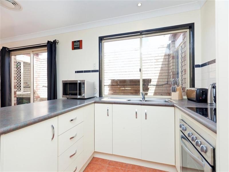 4 Petunia Crescent, Mount Cotton QLD 4165