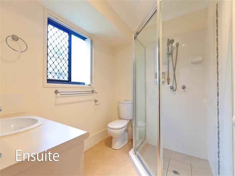 14 Scampi Place, Redland Bay QLD 4165