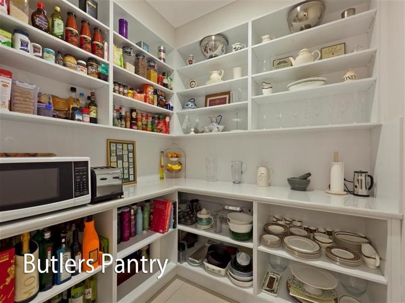 2 Evelyn Court, Wellington Point QLD 4160