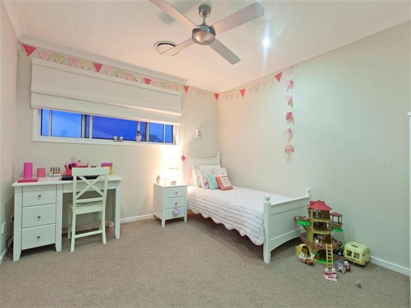 2 Evelyn Court, Wellington Point QLD 4160