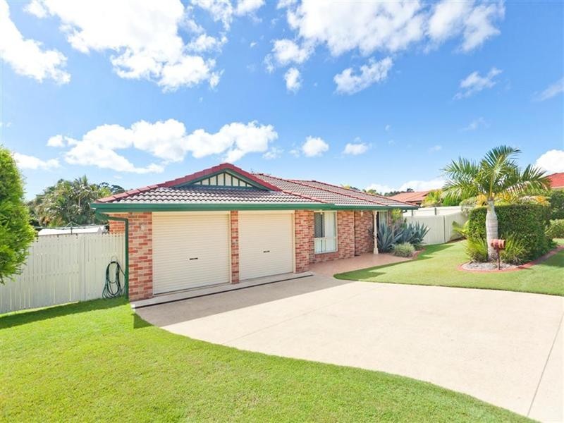 12 Lemongrove Road, Birkdale QLD 4159