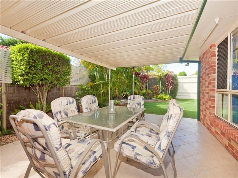 12 Lemongrove Road, Birkdale QLD 4159