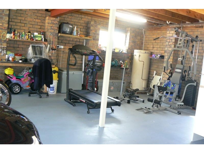 17 Christina Street, Wellington Point QLD 4160