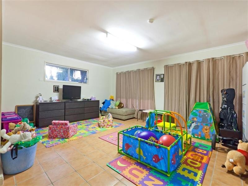 2 Vista Court, Capalaba QLD 4157