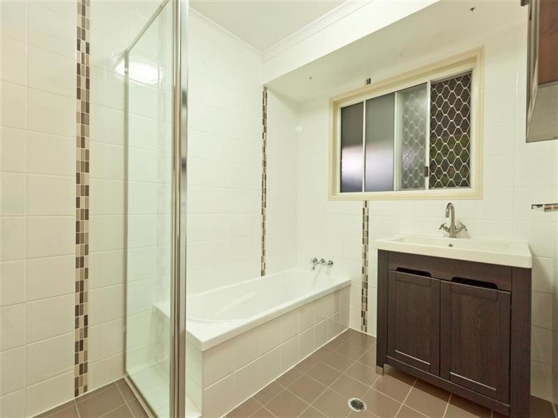 2 Vista Court, Capalaba QLD 4157