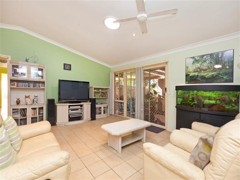 43 Prescoter Drive, Victoria Point QLD 4165