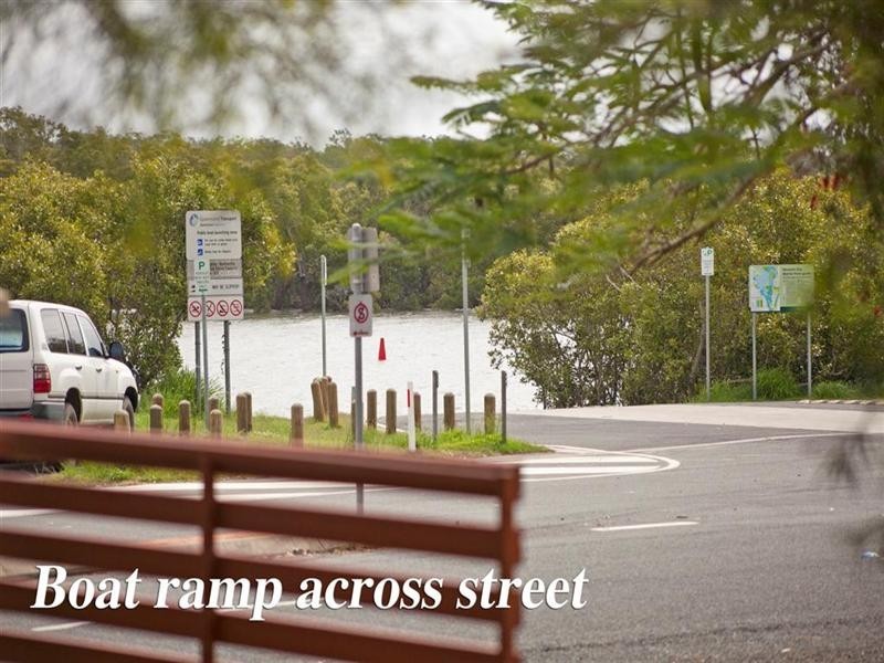 94 Queens Esplanade, Thorneside QLD 4158