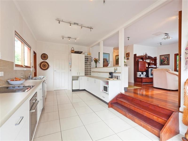 94 Queens Esplanade, Thorneside QLD 4158