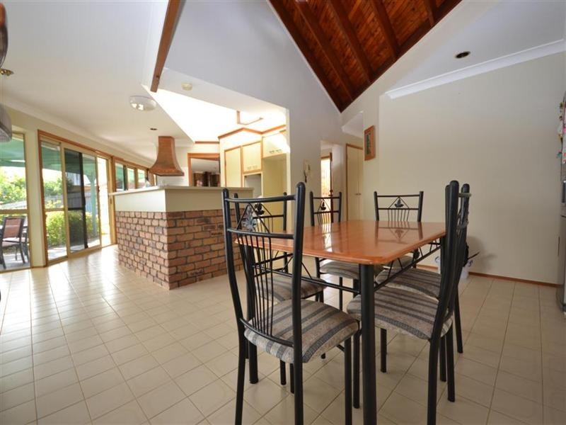 3 Voyagers Court, Raby Bay QLD 4163