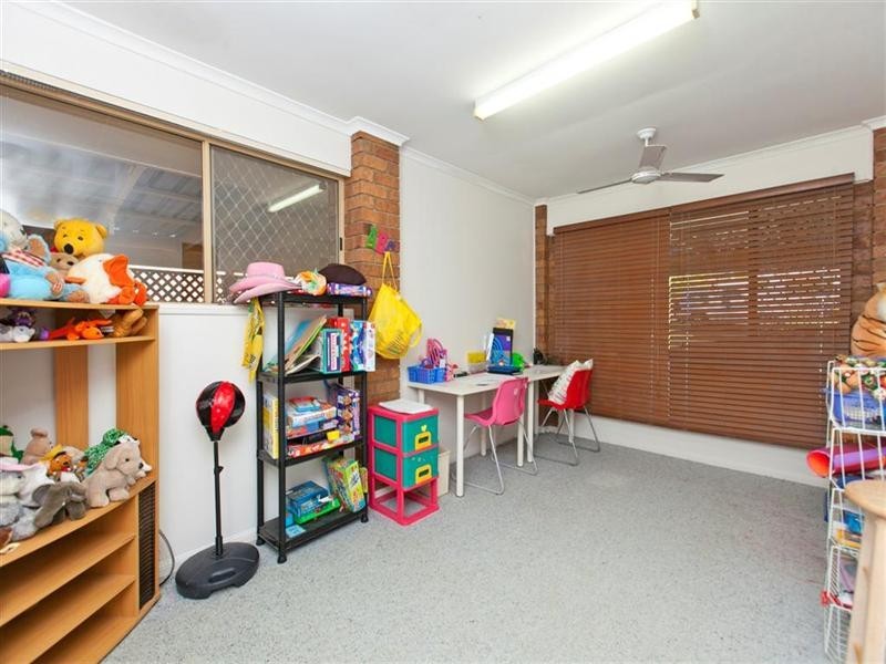 8 Tamarix Street, Alexandra Hills QLD 4161