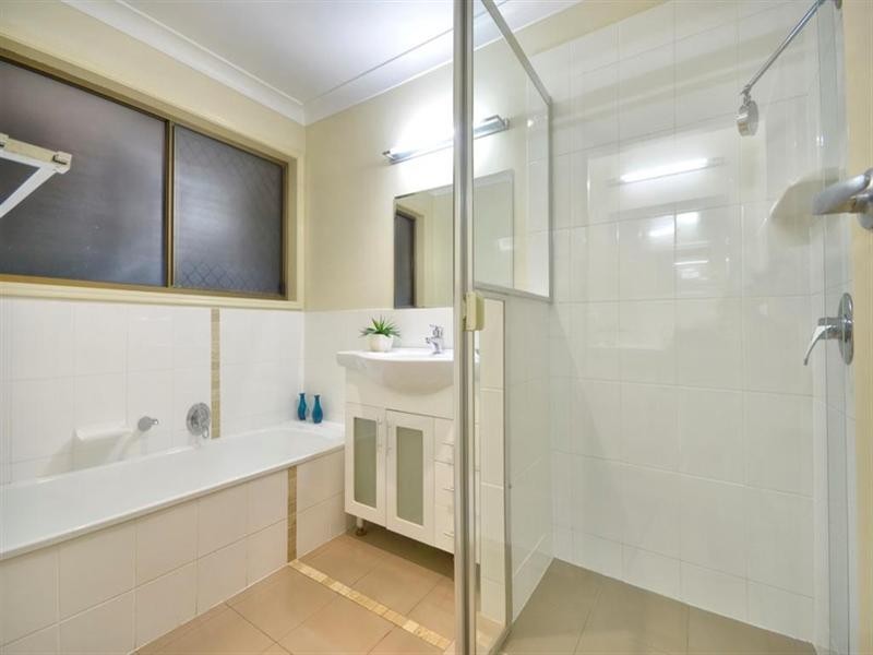 10 Julieanne Court, Cleveland QLD 4163