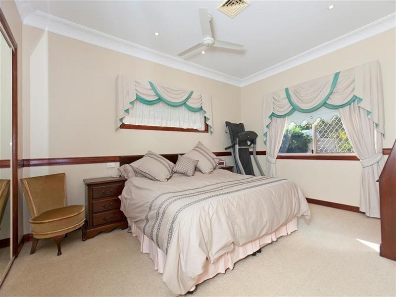 7 Palgold Court, Birkdale QLD 4159