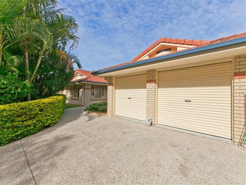 11 Parkgrove Street, Birkdale QLD 4159