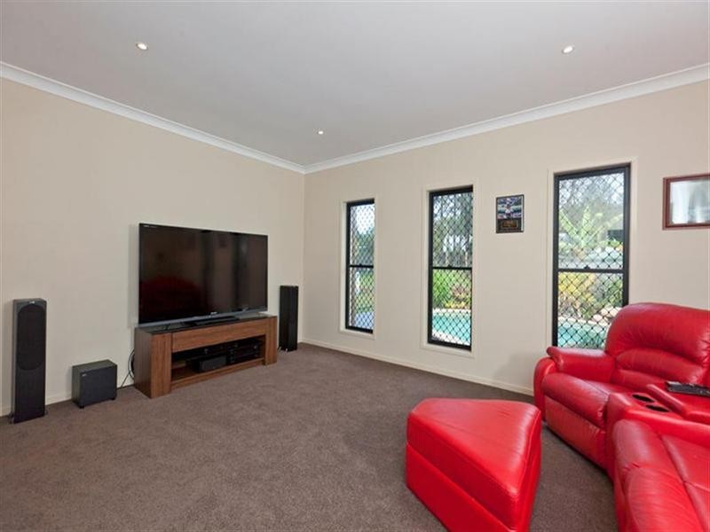 44 Parkwood Drive, Capalaba QLD 4157