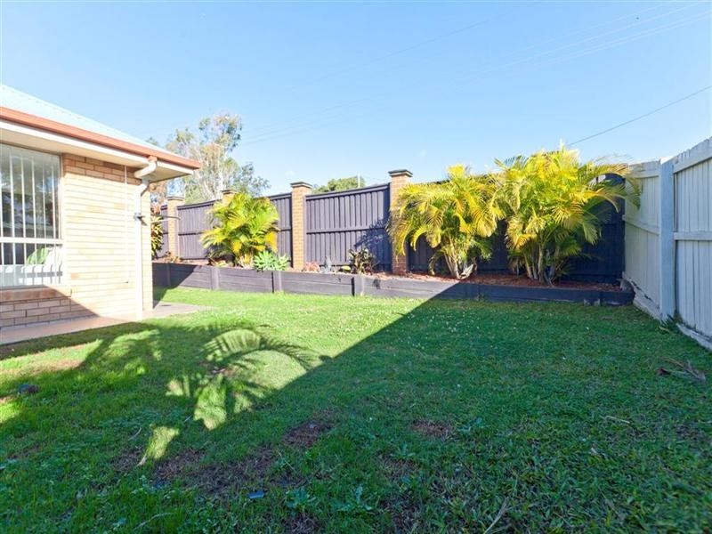 15 Manor Crescent, Wakerley QLD 4154