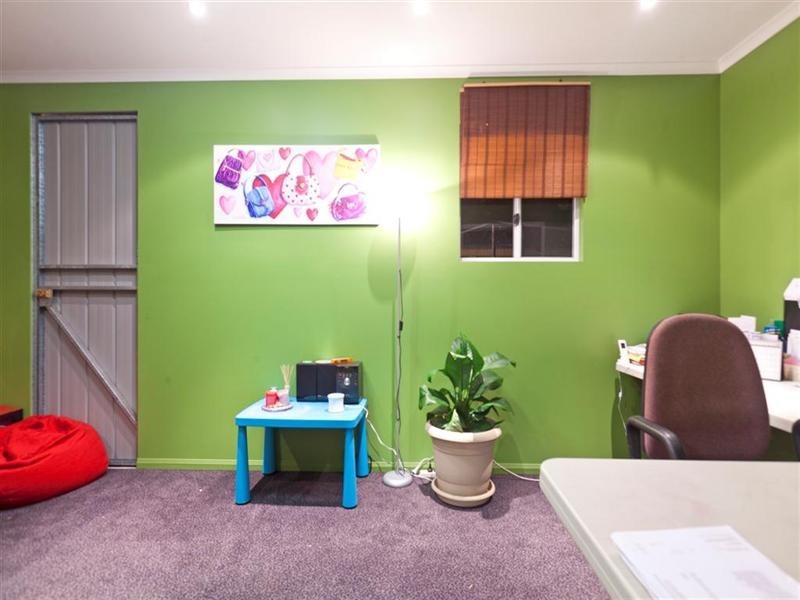 18 Elton Crescent, Capalaba QLD 4157