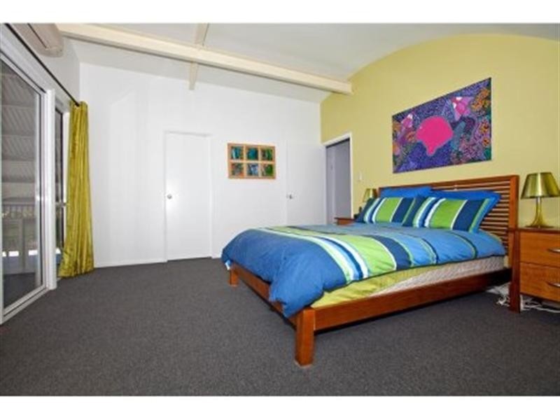 68 QUEENS Esplanade, Thorneside QLD 4158