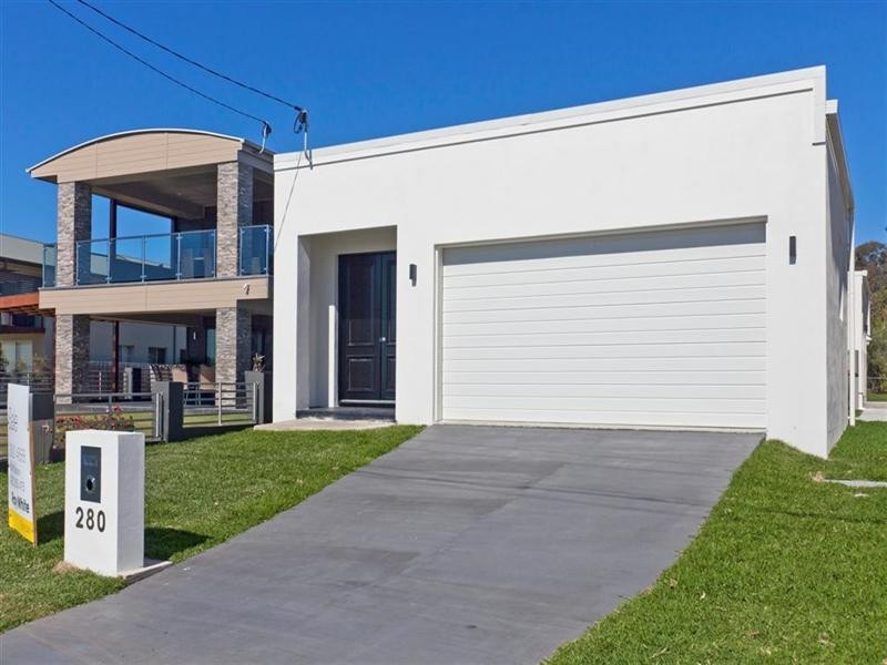 280 Queens Esplanade, Thorneside QLD 4158
