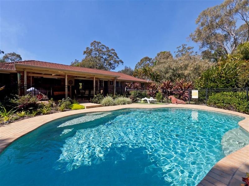 563 Redland Bay Road, Capalaba QLD 4157