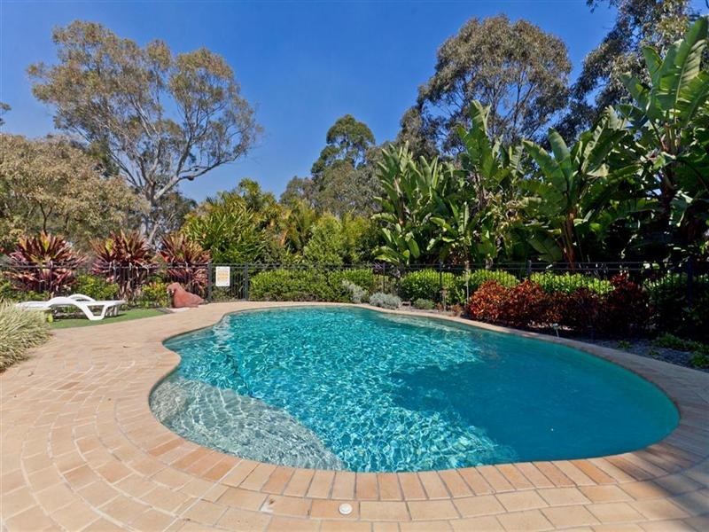 563 Redland Bay Road, Capalaba QLD 4157