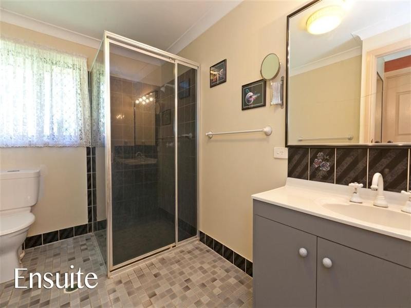 563 Redland Bay Road, Capalaba QLD 4157