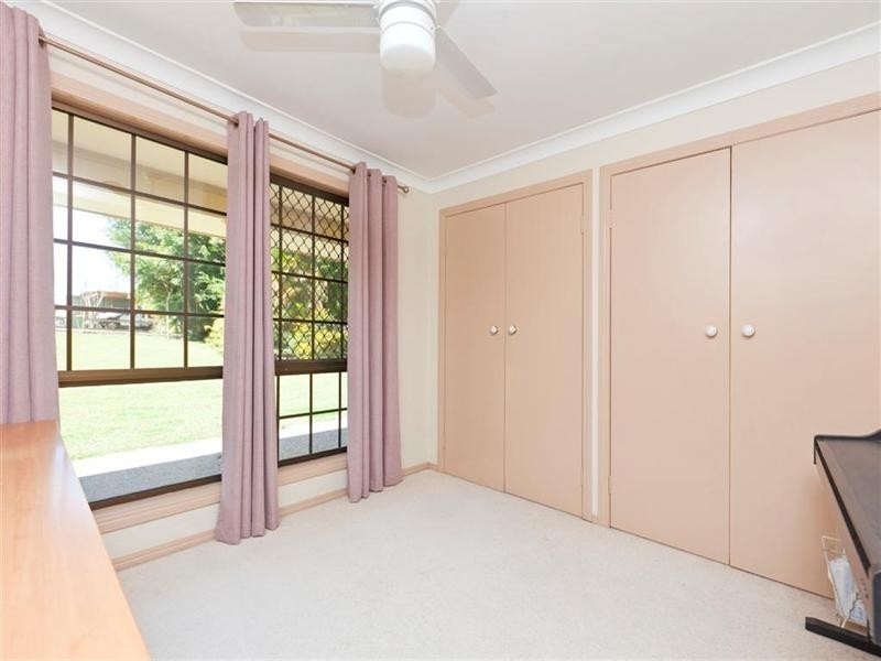 563 Redland Bay Road, Capalaba QLD 4157