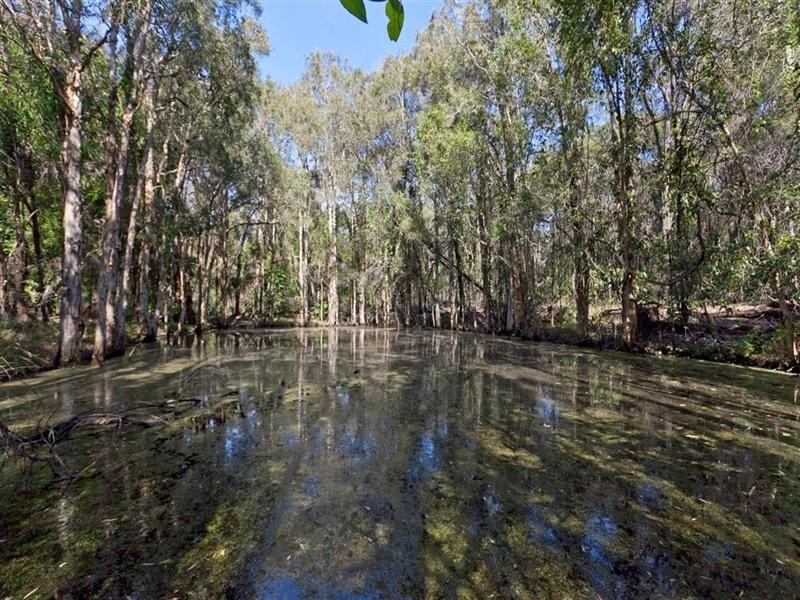 563 Redland Bay Road, Capalaba QLD 4157