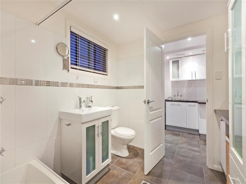 3 Tabitha Street, Manly West QLD 4179